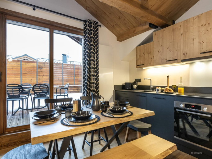 Private kitchen 1, Apartment in La Chapelle Near Cret-beni Lift, Haute-Savoie