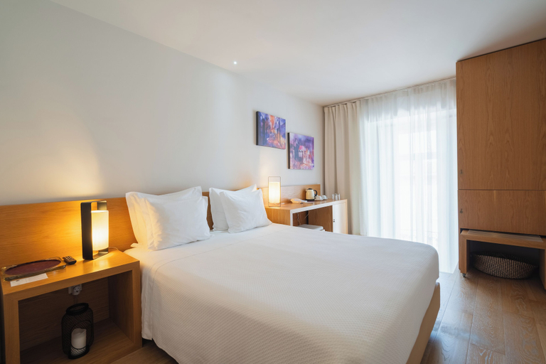 Bedroom 3, Burgus Tribute & Design Hotel, Braga