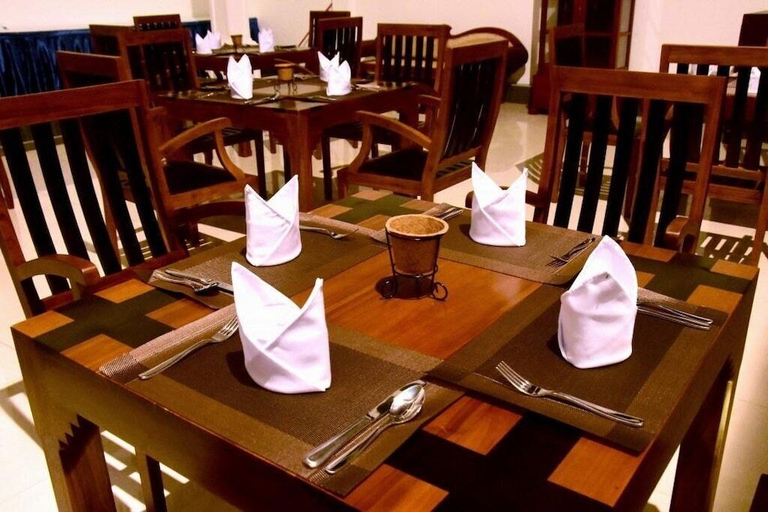 Food & Drinks 4, Blue Spring Hotel, Panadura