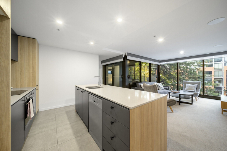 Private kitchen 4, Chic Inner-city 2-bed Abode With Pool, Gym & Sauna, Canberra