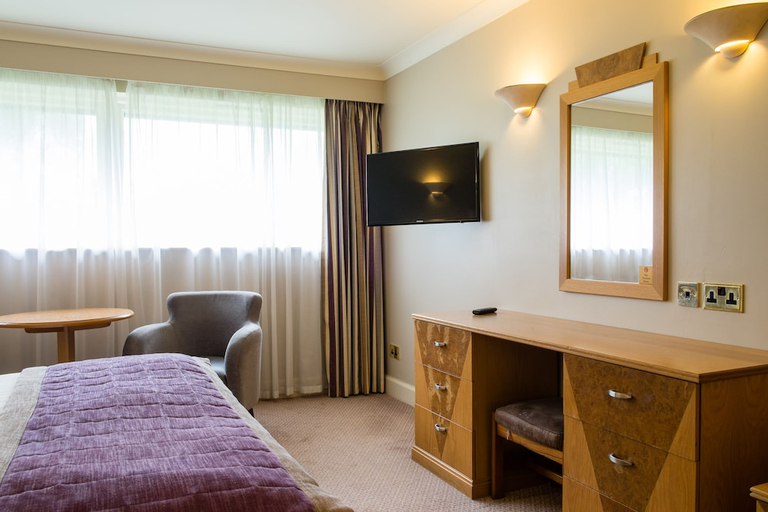 Bedroom 3, Lea Marston Hotel, Warwickshire