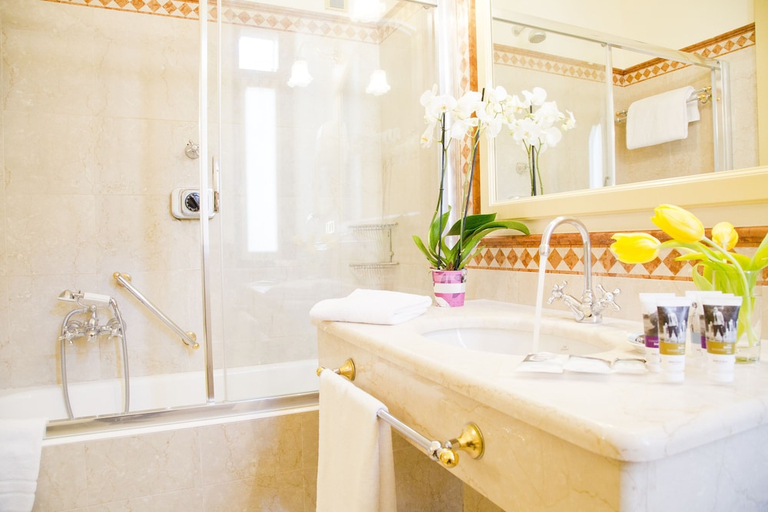 Bathroom 4, Hotel Milano Regency, Milano