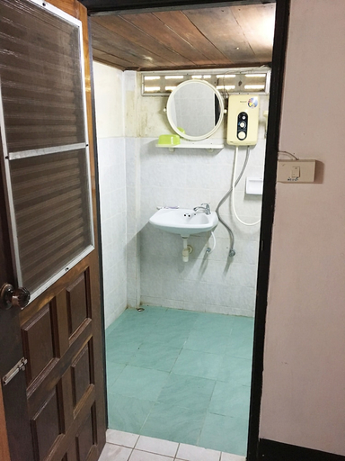 Bathroom 3, The Creek Garden Huainamrin Resort, Muang Mae Hong Son