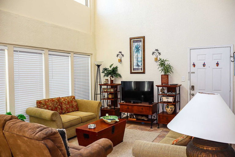 Living area 5, Morningbreeze 1302 2 Bedroom Condo by RedAwning, Cameron