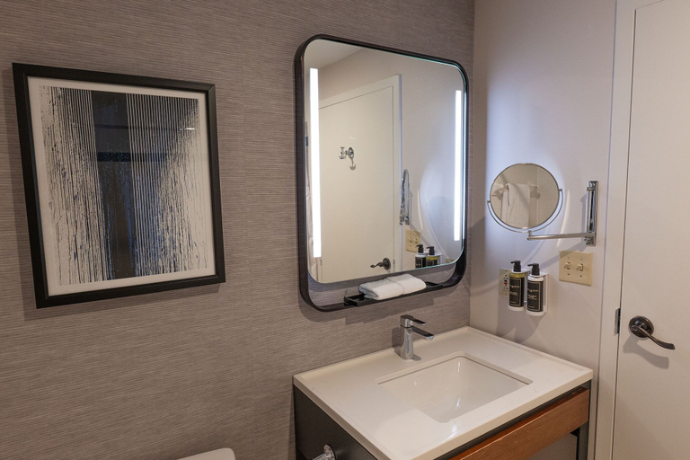 Bathroom 4, Eurostars Saint Gregory Dupont Circle Georgetown, Washington D.C.