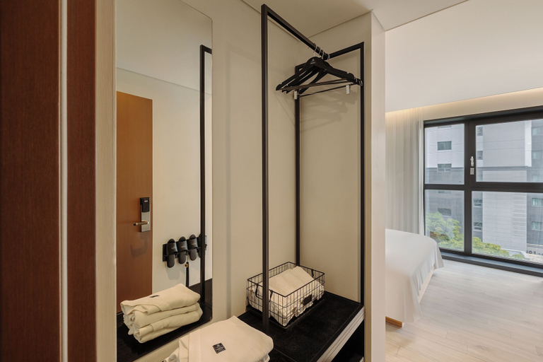 Bedroom 3, NewCZ Gwangan Hotel, Suyeong