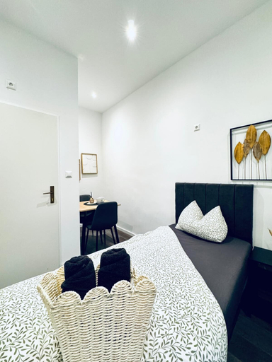 Room 3, Modern Studio Near LK Klosterneuburg, Wien Umgebung
