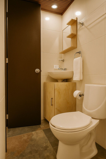 Bathroom 5, Corferias Embajada Suites, Santafé de Bogotá
