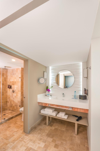 Bathroom 5, Krystal Grand Cancún- All Inclusive, Benito Juárez