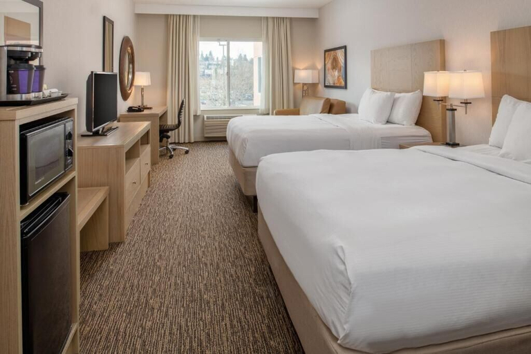 Bedroom 3, DoubleTree by Hilton Olympia, Thurston