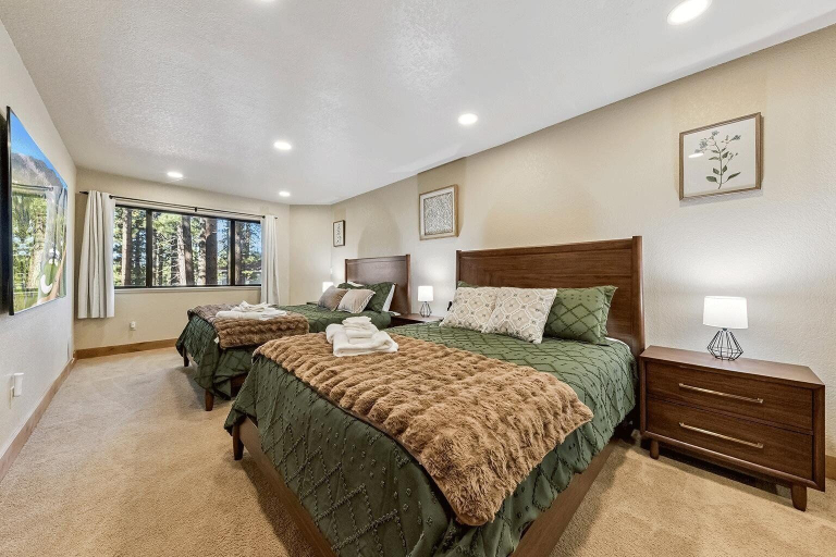 Room 3, 1192 Timber Lane 4 Bedroom Home, El Dorado