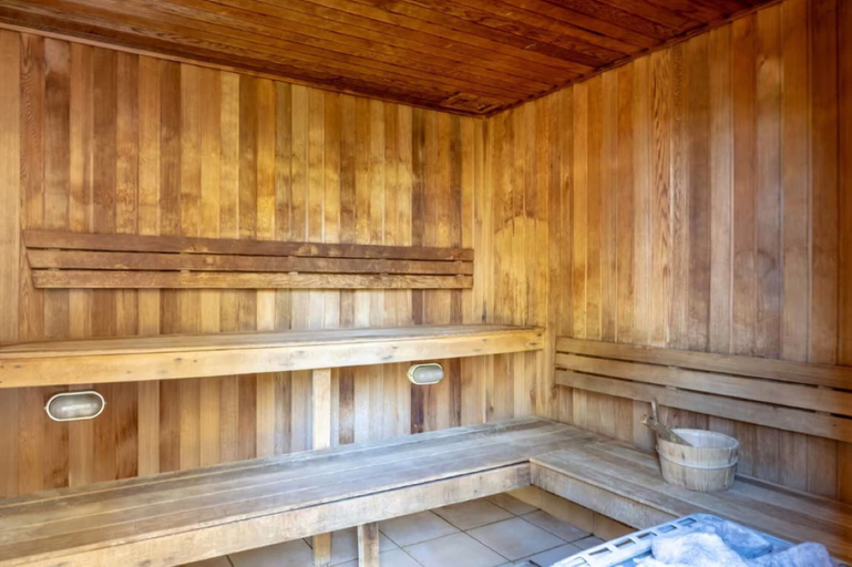Sauna, Beachside 3-bed With Bbq, Pool, Gym, Maroochy - Coastal North