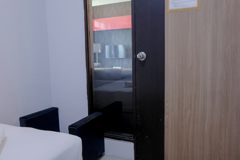 Bedroom 3, Spacious and Combine 3Br At The Edge Bandung Apartment, Cimahi