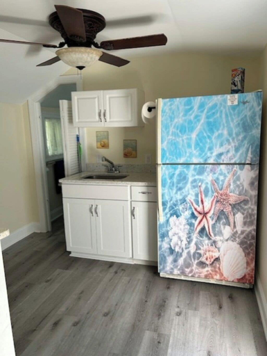 Private kitchen 3, Beaufort Bunkhouse, Carteret