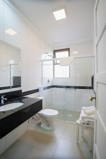 Bathroom 5, Hotel Minas Gerais, Poços de Caldas