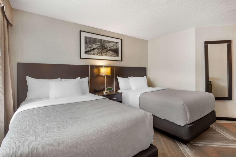 Others 4, Quality Hotel Burlington, ON, Halton