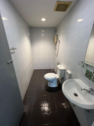 Bathroom 3, M STRAITS HOTEL, Malacca City