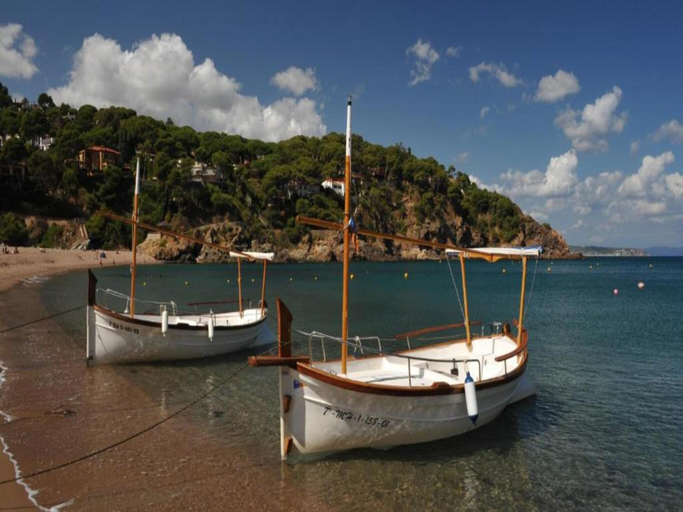 4, Apartment in Llafranc near Serene Beach, Girona