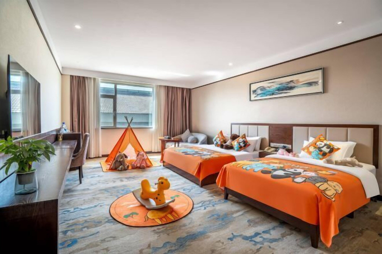 Bedroom 3, Grand Cloud View Hotel, Zibo
