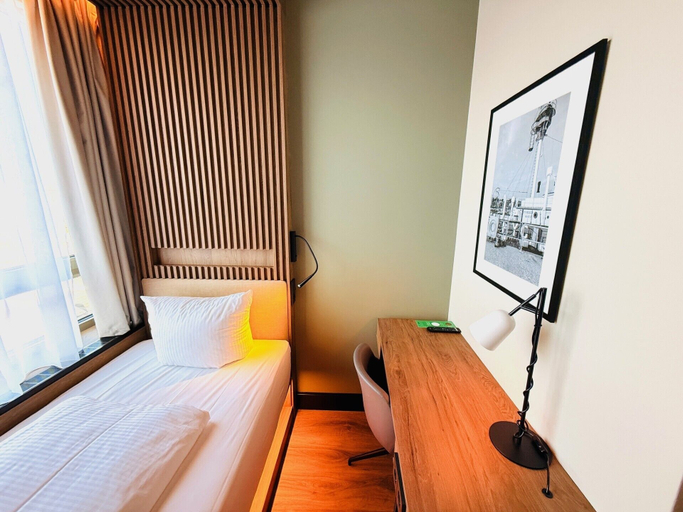 Bedroom 2, Hotel Astor Kiel by Campanile, Kiel