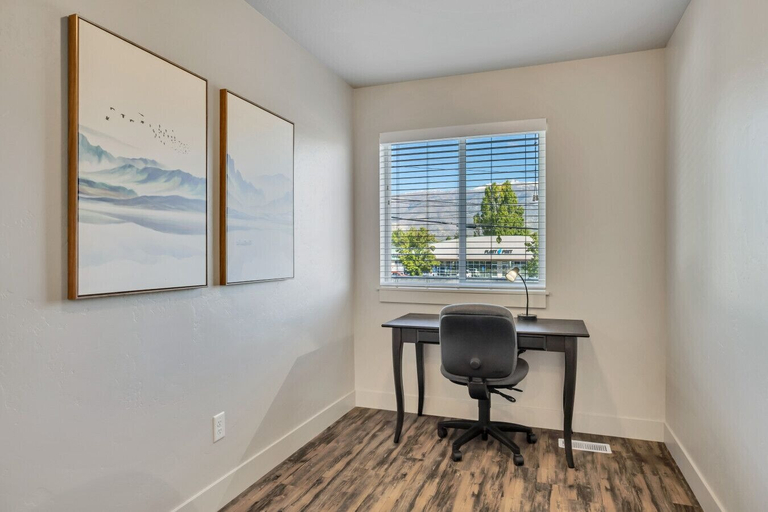 Room 4, Hill Field 3 by CDH in Layton, Davis