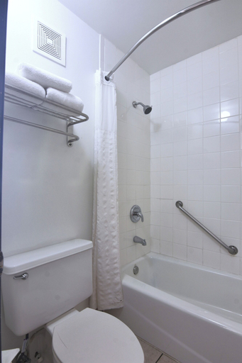 Bathroom 4, Best Western Point South, Jasper