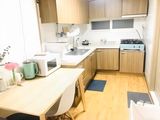 Others 5, Kay R11 Hongdea /Shared bathroom, Mapo