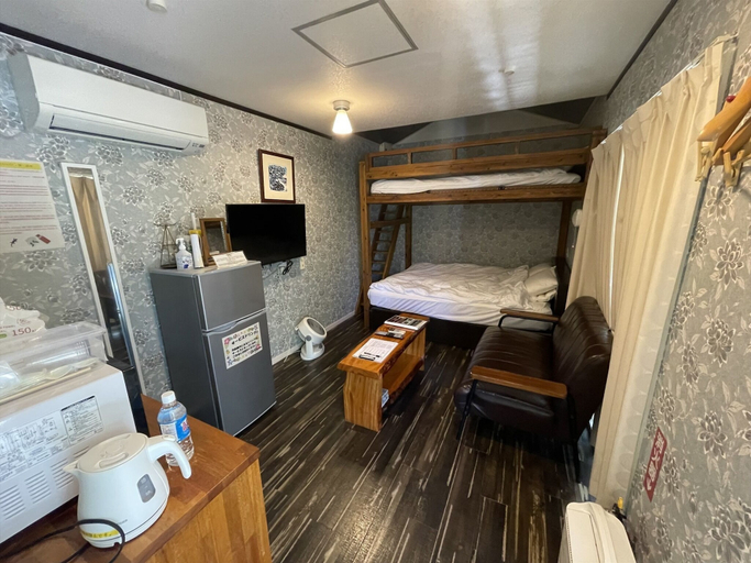 Bedroom 2, Shiawaseninaru Kourijima no Yado, Nakijin