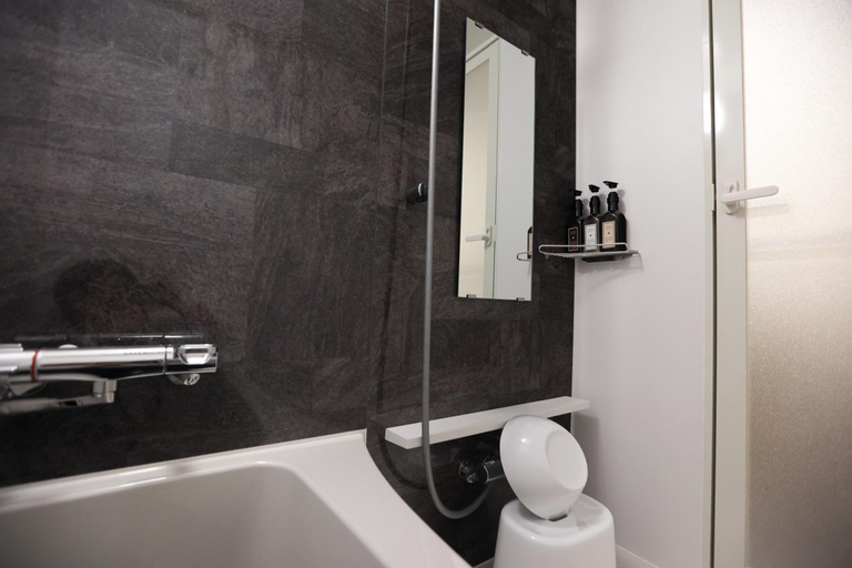 Bathroom 4, Henn Na Hotel Express Nagoya Fushimi Ekimae, Nagoya