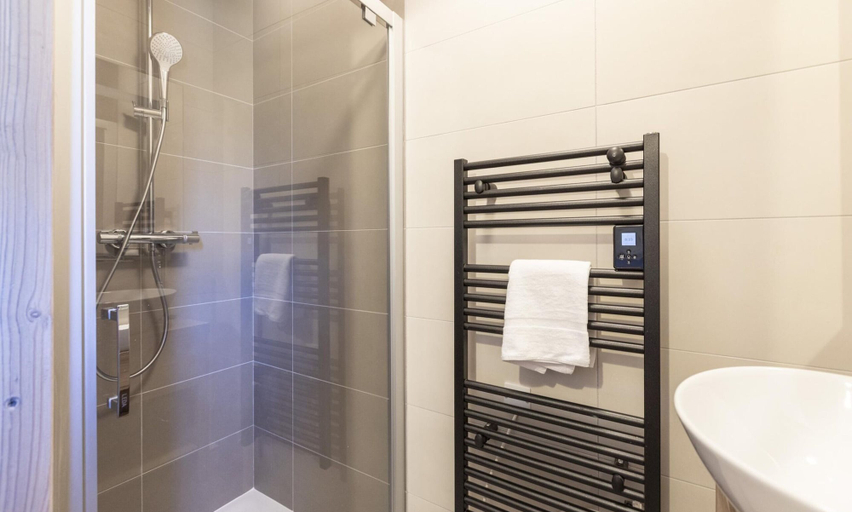 Bathroom 4, Apartment in Samoens With Spa & Pool, Haute-Savoie