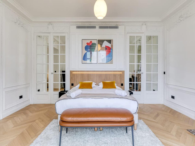 2, Wonderful AC Apartment Terrace Madeleine Opera, Paris