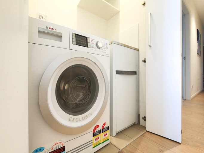 Bathroom, Gorgeous 2-Bed Apartment By Shops, Eurobodalla