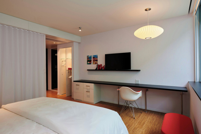 Bedroom 3, citizenM Miami Worldcenter, Miami-Dade
