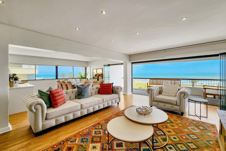 Room 5, 3bed Apartment in Cape Town w Views Ocean Outlook, City of Cape Town