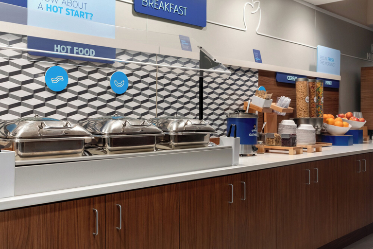 Food & Drinks 4, Holiday Inn Express CORNING - PAINTED POST by IHG, Steuben
