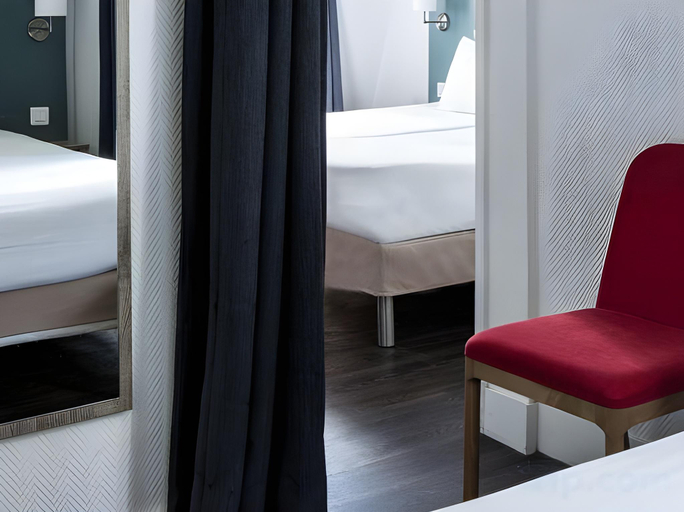 Bedroom 3, Hotel Beaurepaire, Paris