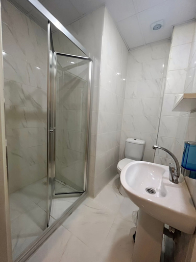 Bathroom 2, Trilya Hotel Istanbul, Beyoğlu