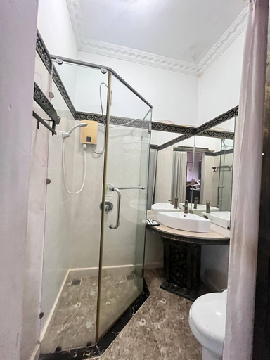 Bathroom 4, Le Hotel Hotel, Phnom Penh
