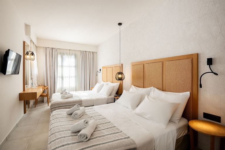Bedroom 3, Pedi Beach Hotel, South Aegean
