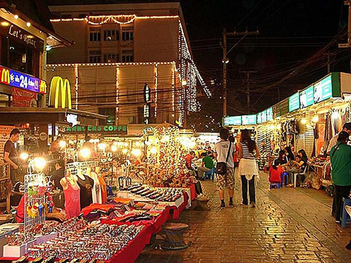 Food & Drinks 5, Varada Place, Muang Chiang Mai