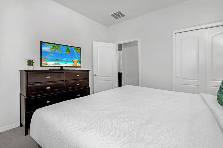 Bedroom 3, Elegant Villa W/private Pool/spa & Game Room!, Osceola