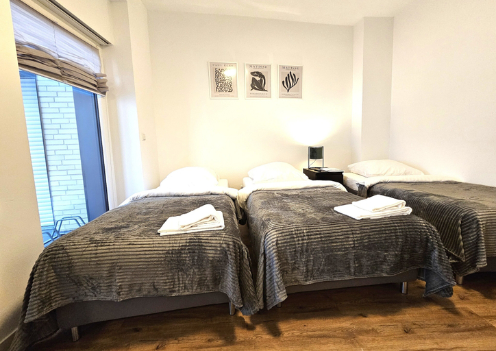 Bedroom 3, Old Town Apartments, Düsseldorf