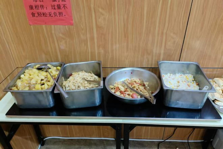 Food & Drinks 5, 7 Days Inn (Zibo Zhou Village Gushangcheng Street), Zibo
