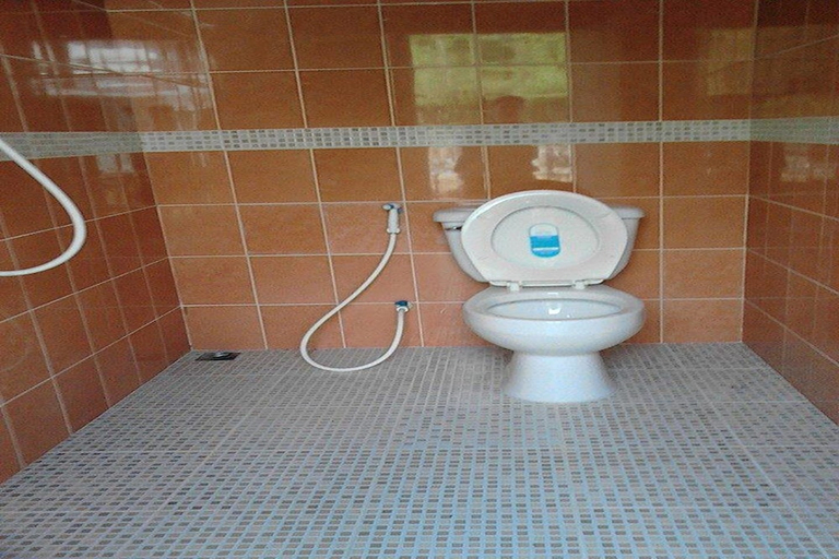 Bathroom 4, Baan Pennee, Muang Nakhon Nayok
