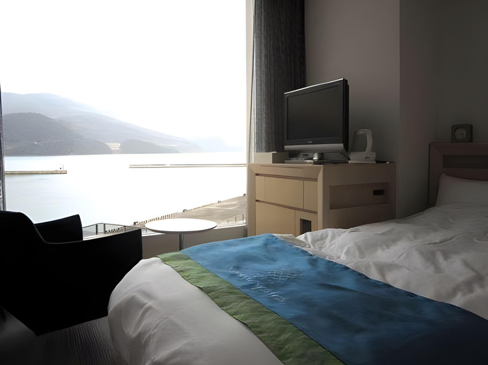 Bedroom 2, Uminpia, Ōi