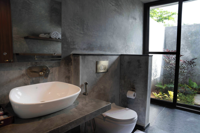 Bathroom 3, Wild Origin, Mysore