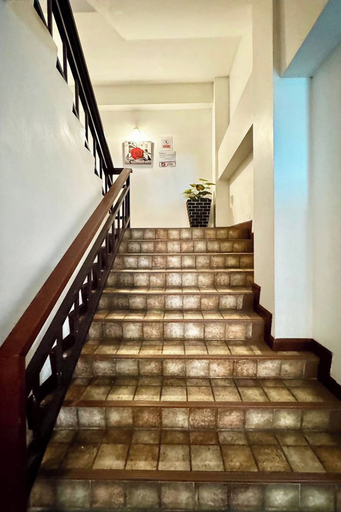 Staircase 3, A&N Residence Patong, Phuket Island