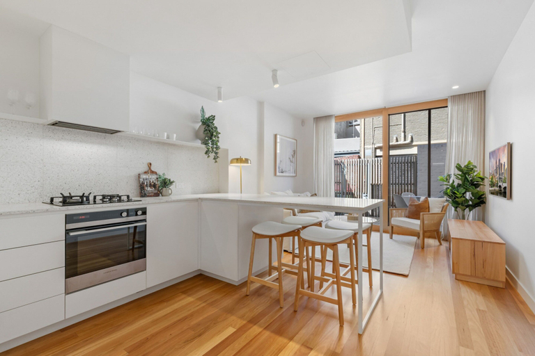 Private kitchen 5, Stylish 2-bed Victorian Terrace in Carlton, Melbourne