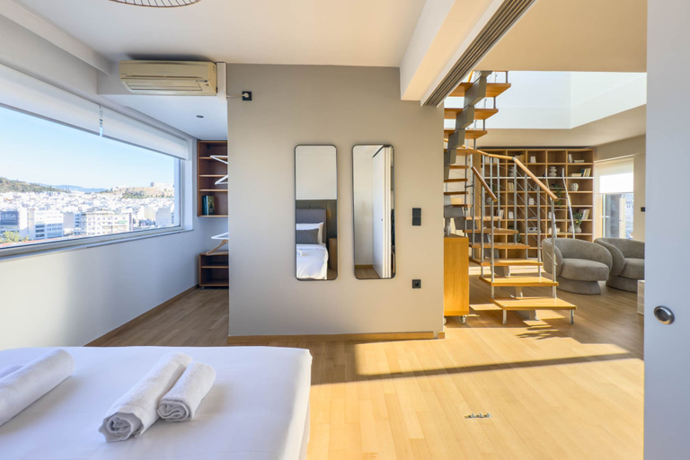 Room 2, Acropolis Sky Retreat Jacuzzi 3BR Maisonette, Attica
