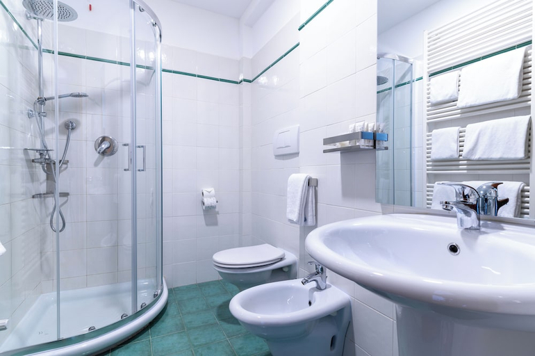 Bathroom 4, Hotel Villa Cesi, Florence